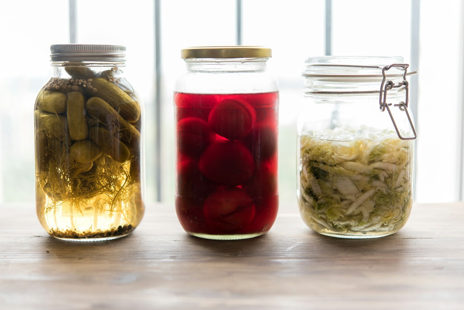 Does Probiotics Vs Prebiotics Actually Work? What the Science Says